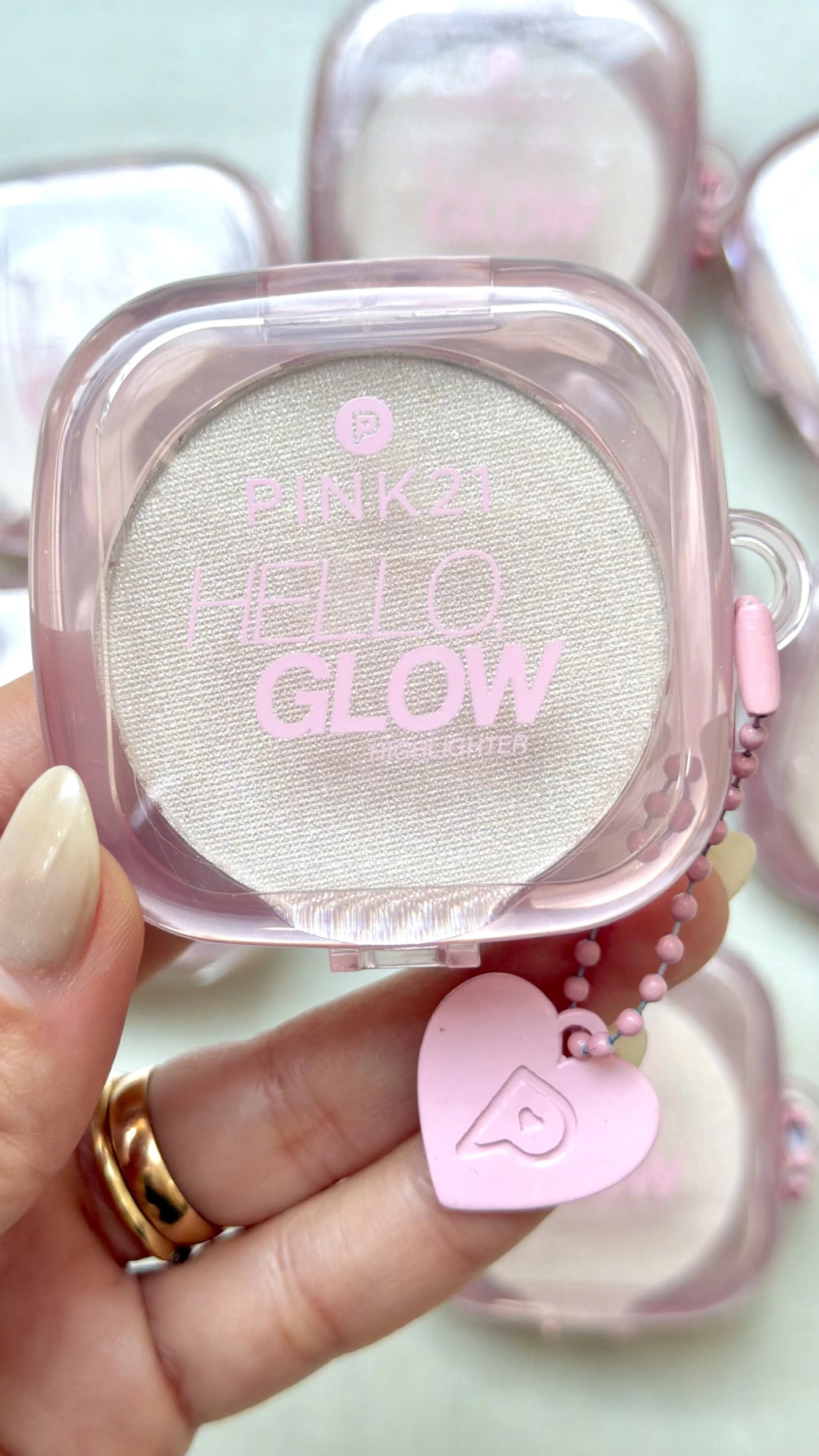 Iluminador en polvo hello glow - Pink 21