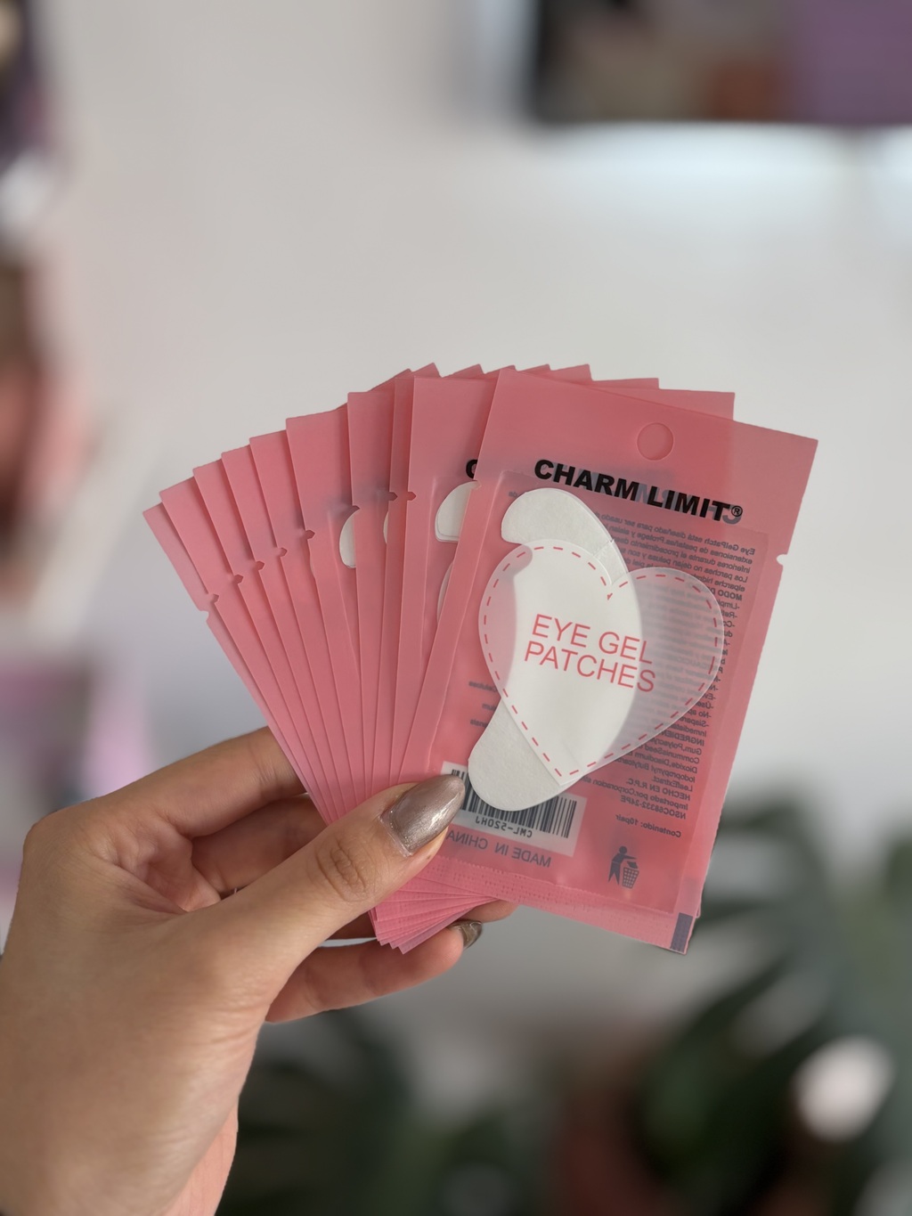 Parches de hidrogel para ojeras Charm limit